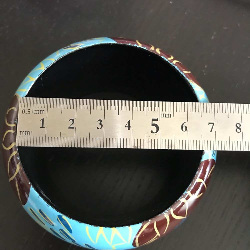 Beautiful Blue Bangle - Picture 5 of 6